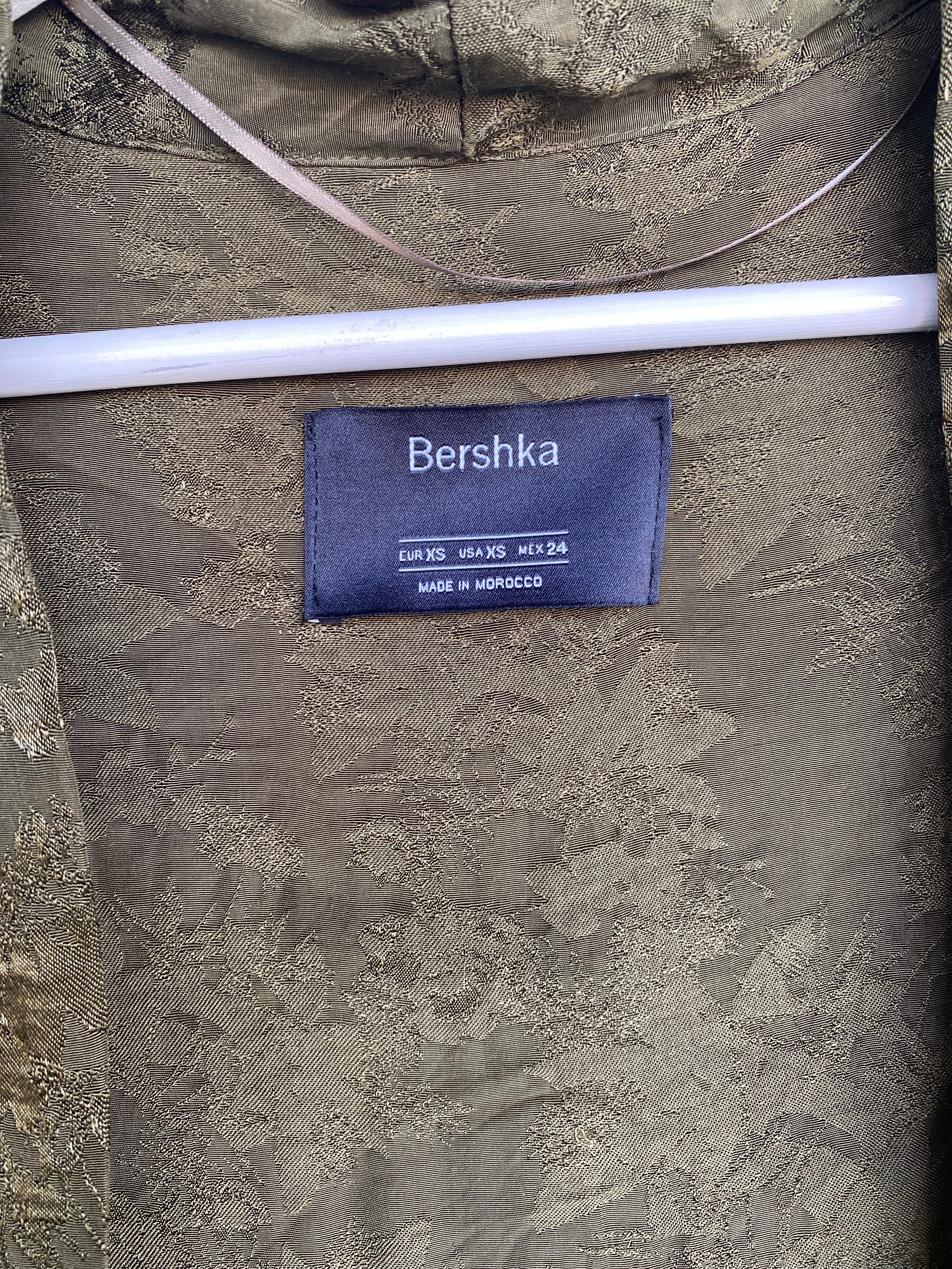 Kimono satén Bershka