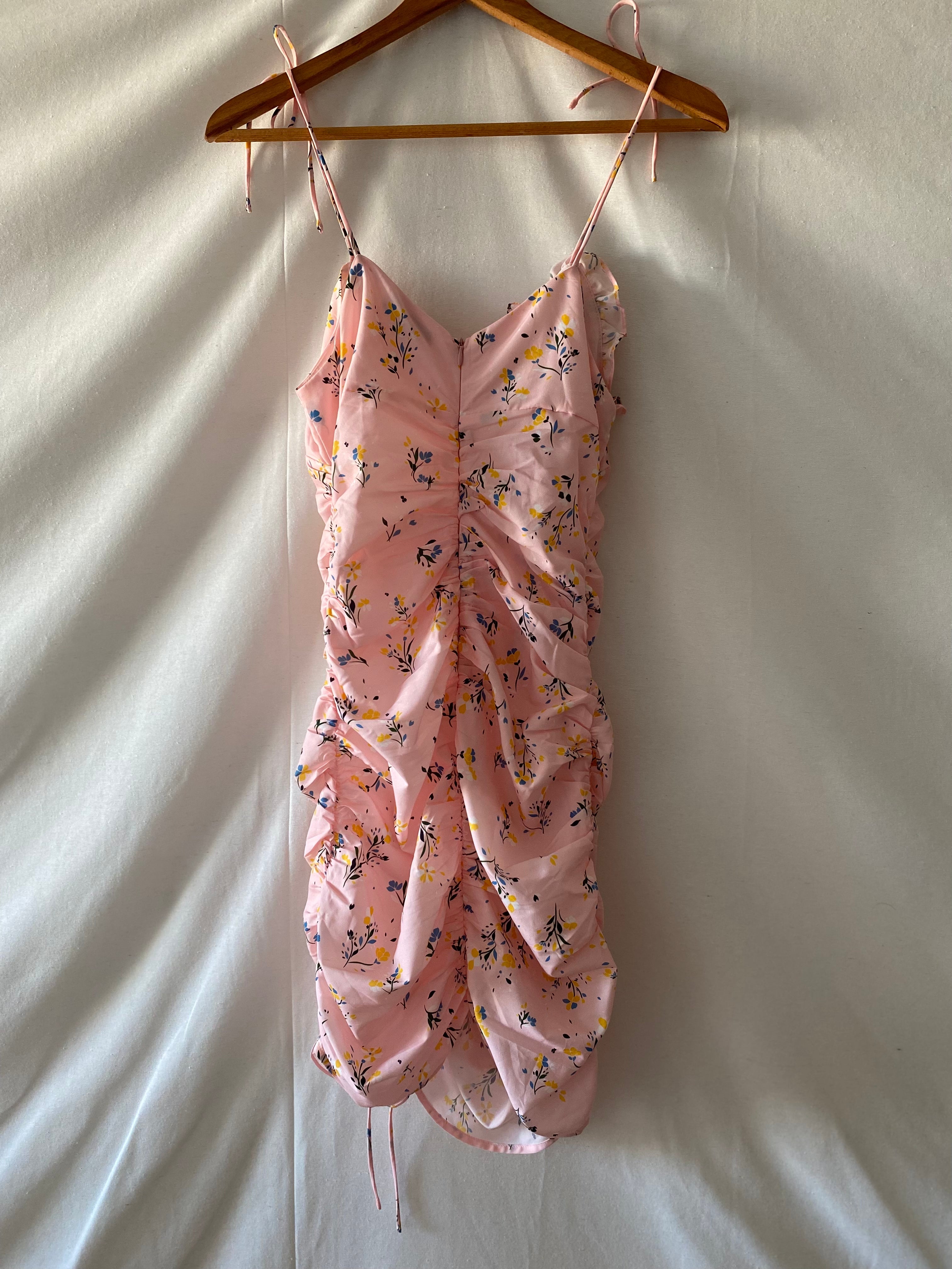 Vestido Love and Other Things