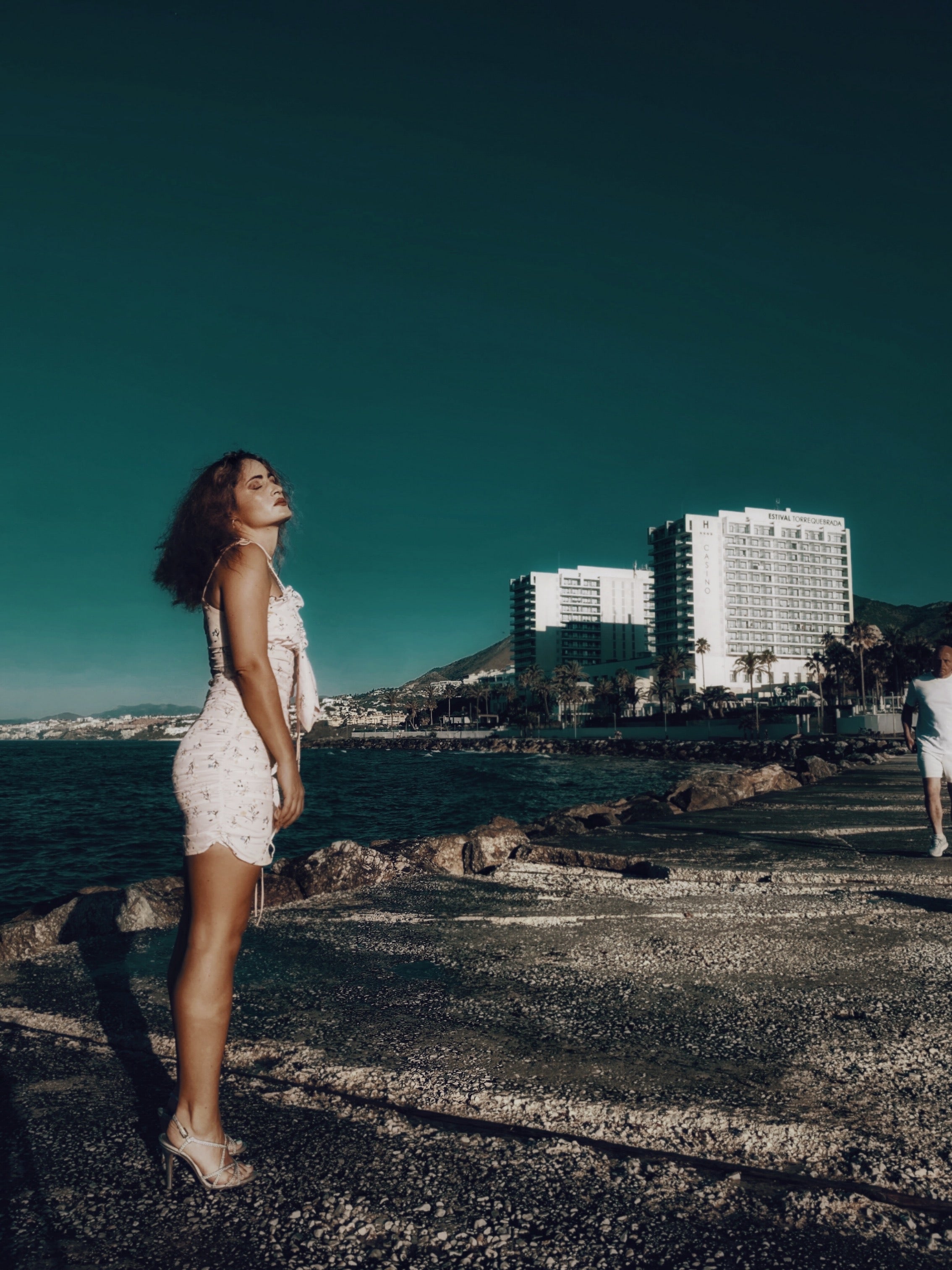 Vestido Love and Other Things