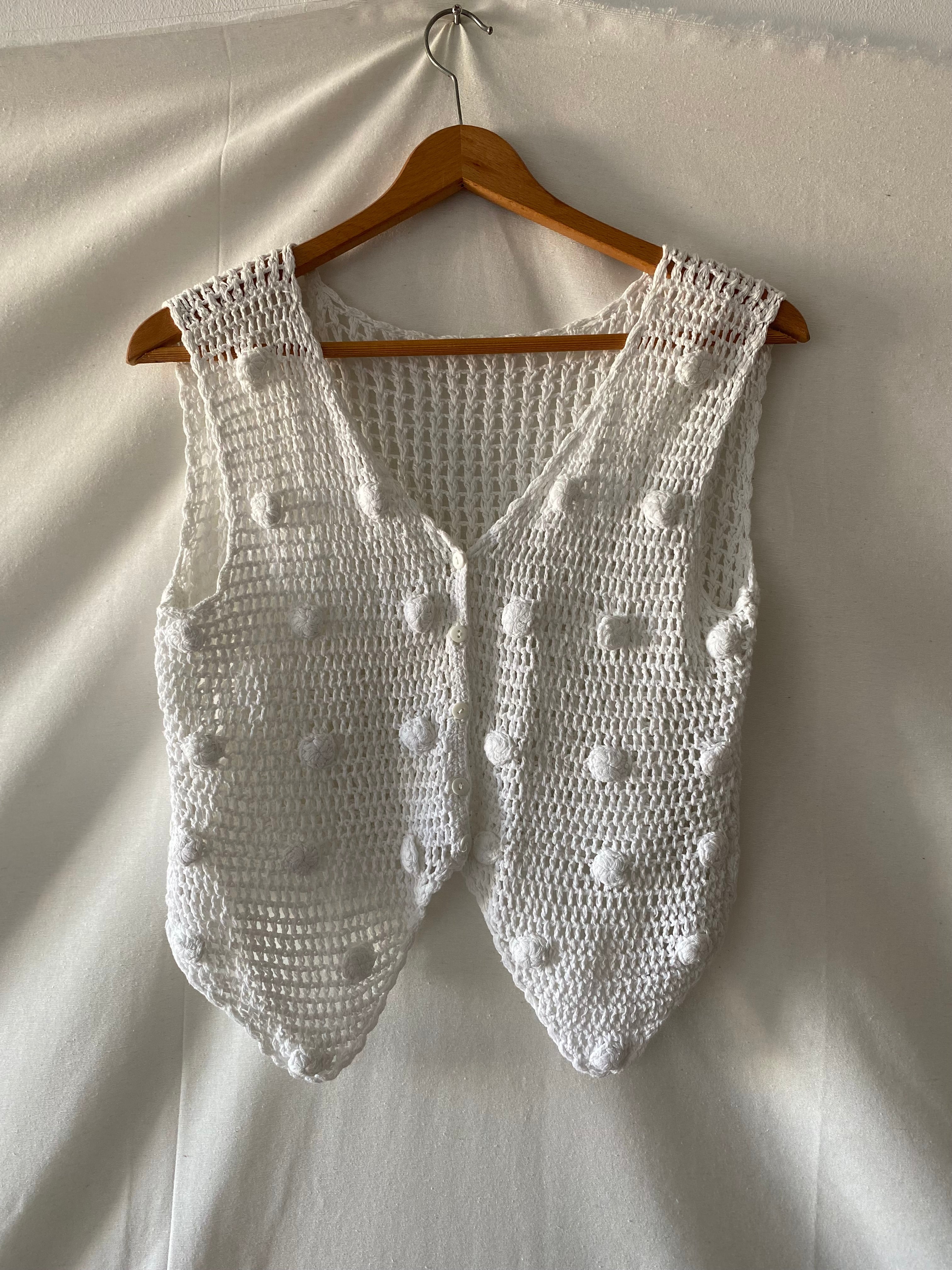 Chaleco de ganchillo blanco