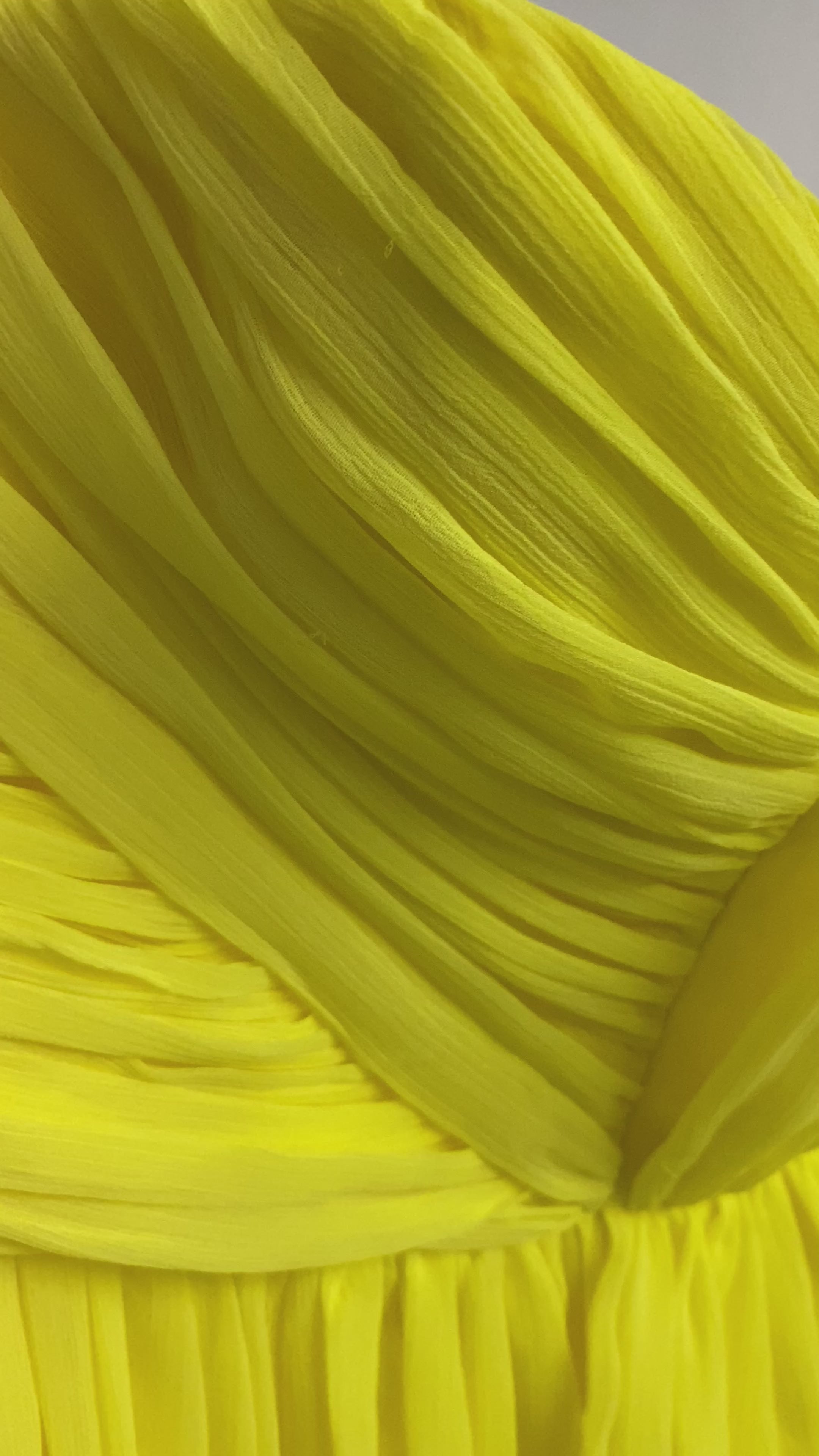 Vestido amarillo Mango