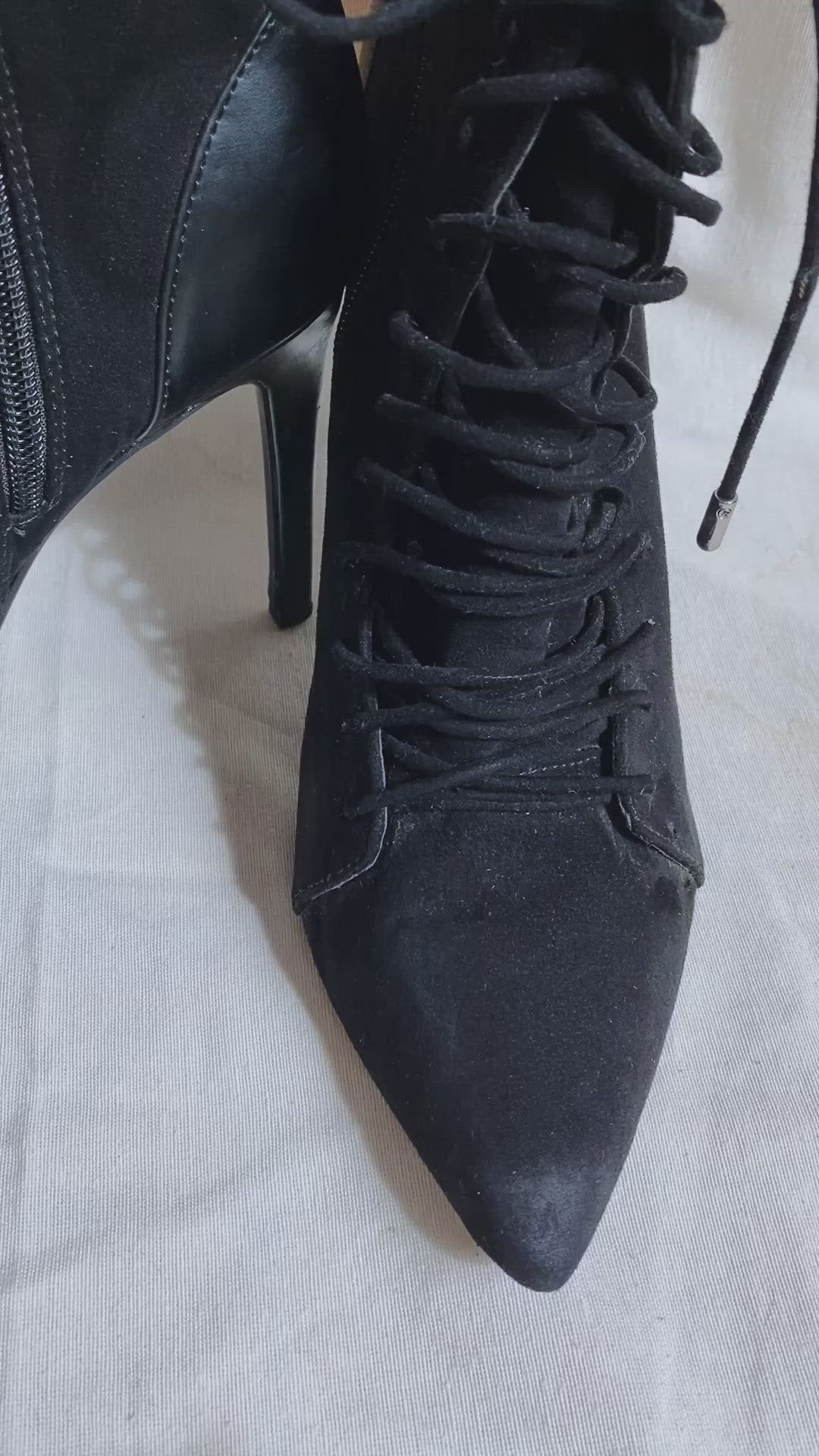 Botines con cordones Zara