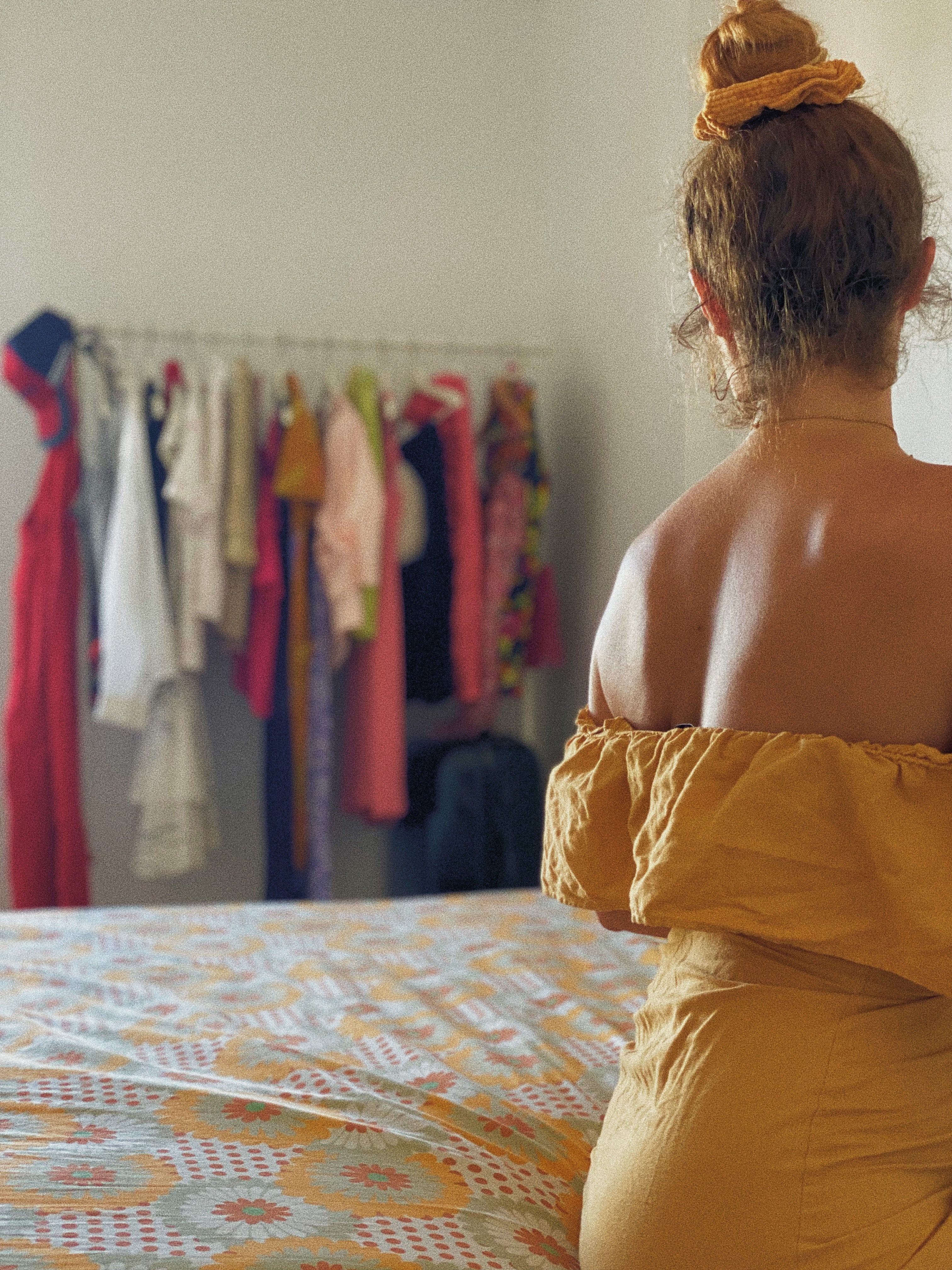 Vestido lino mostaza