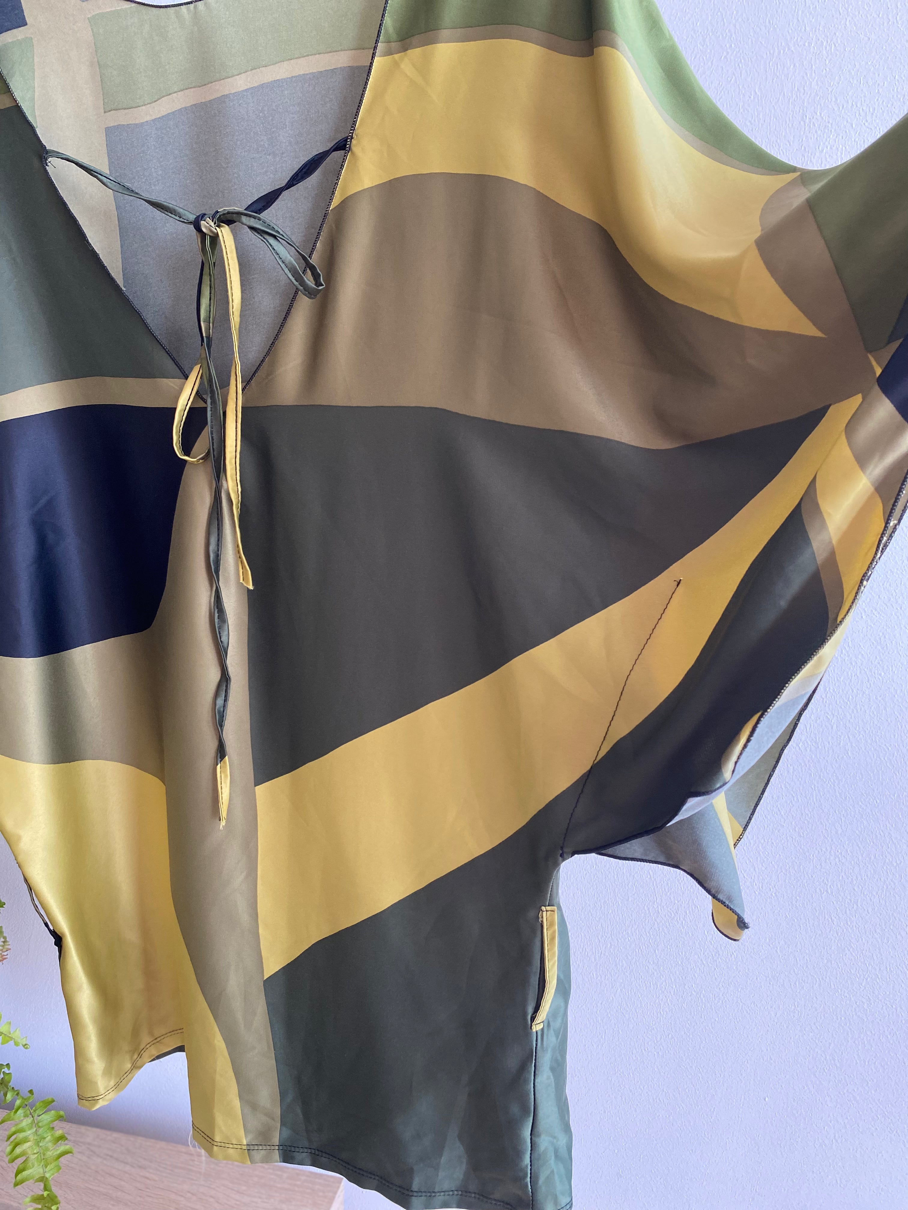 Vestido satén verde