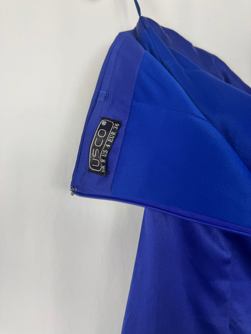 Vestido de satén Usco