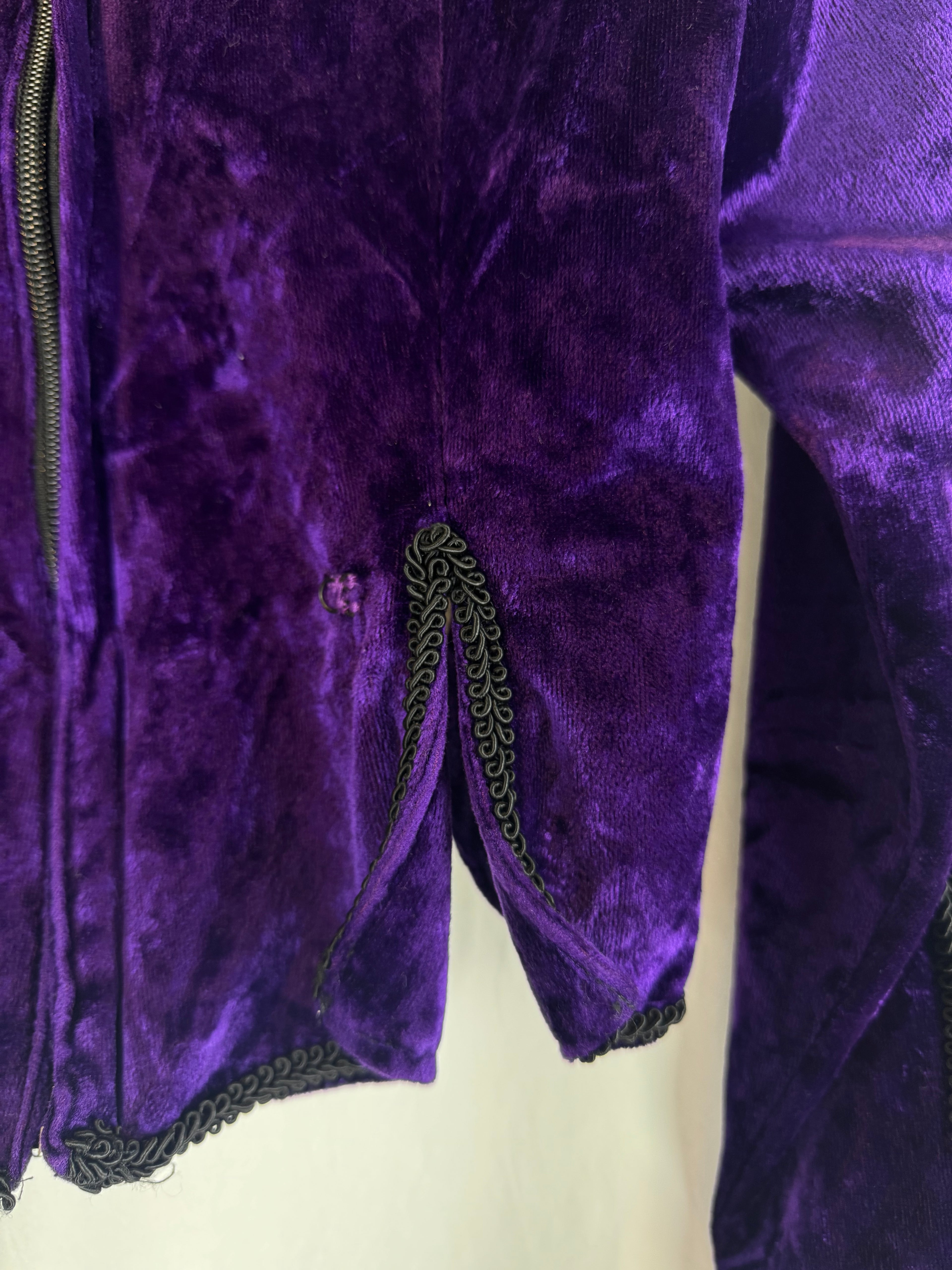 Blusa de terciopelo barroca vintage