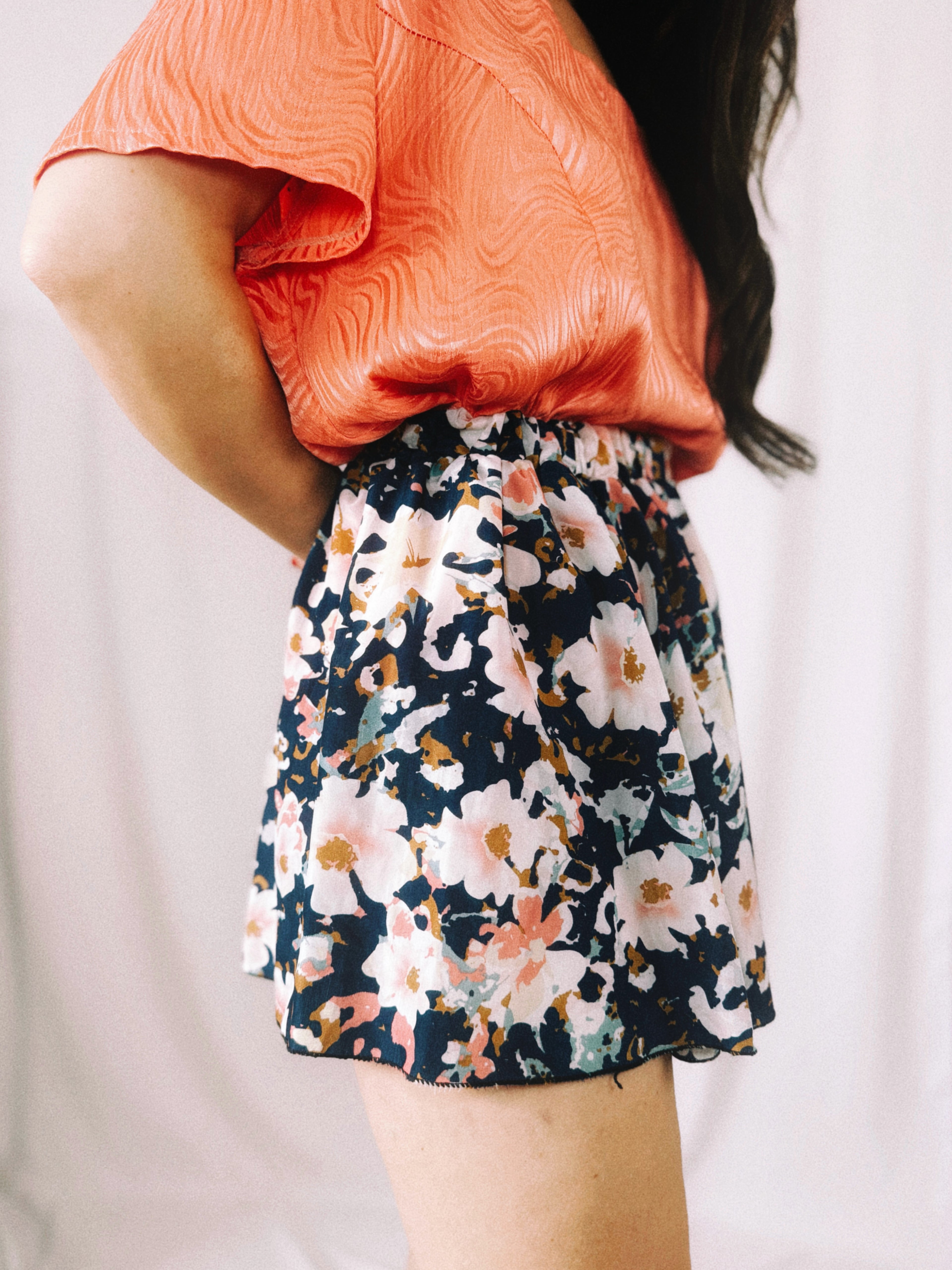 Mini Falda Floral Azul Marino Talla S | Estilo Vintage Como Nueva