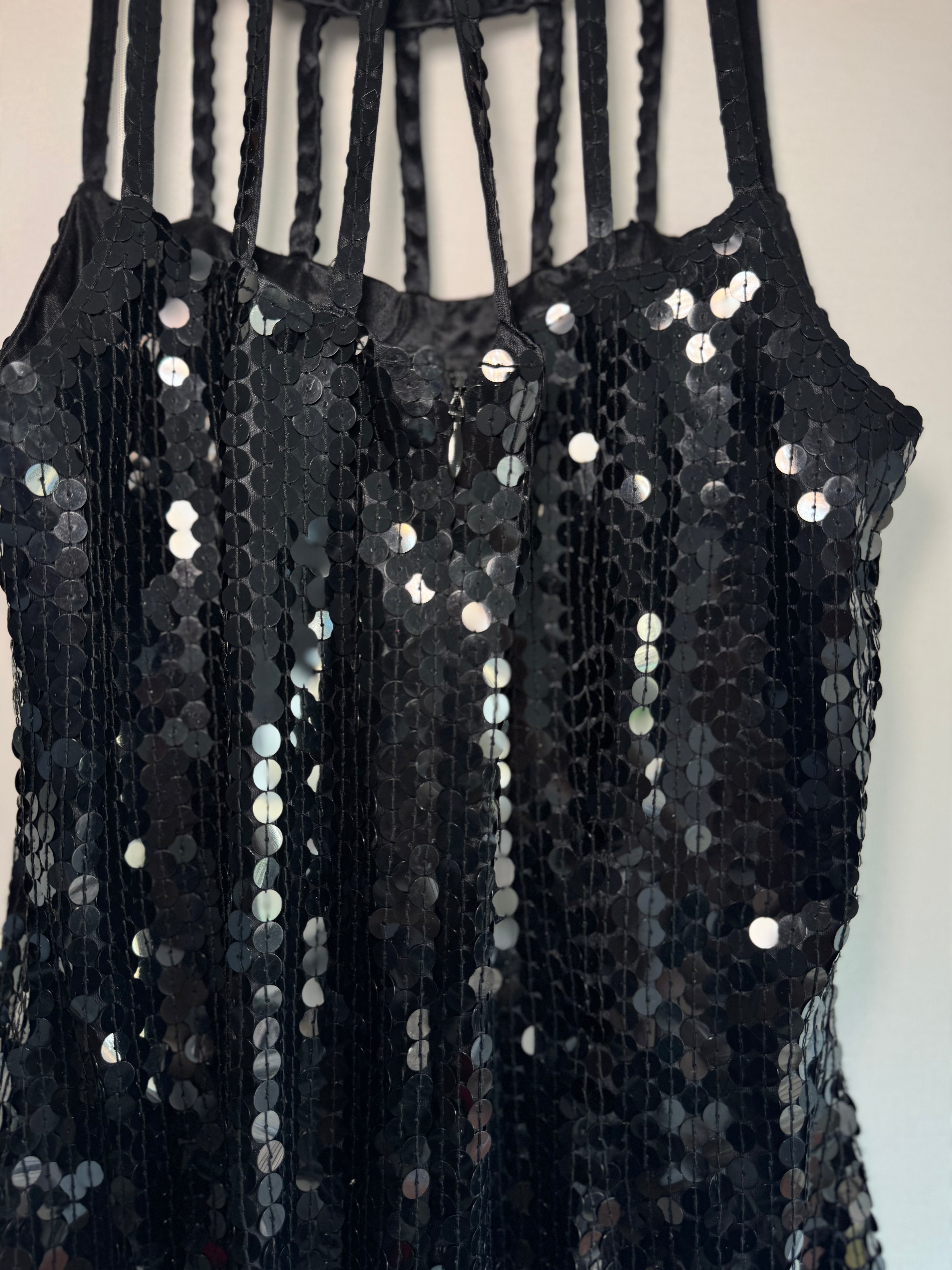 Vestido negro de lentejuelas – Niente ( T.36)