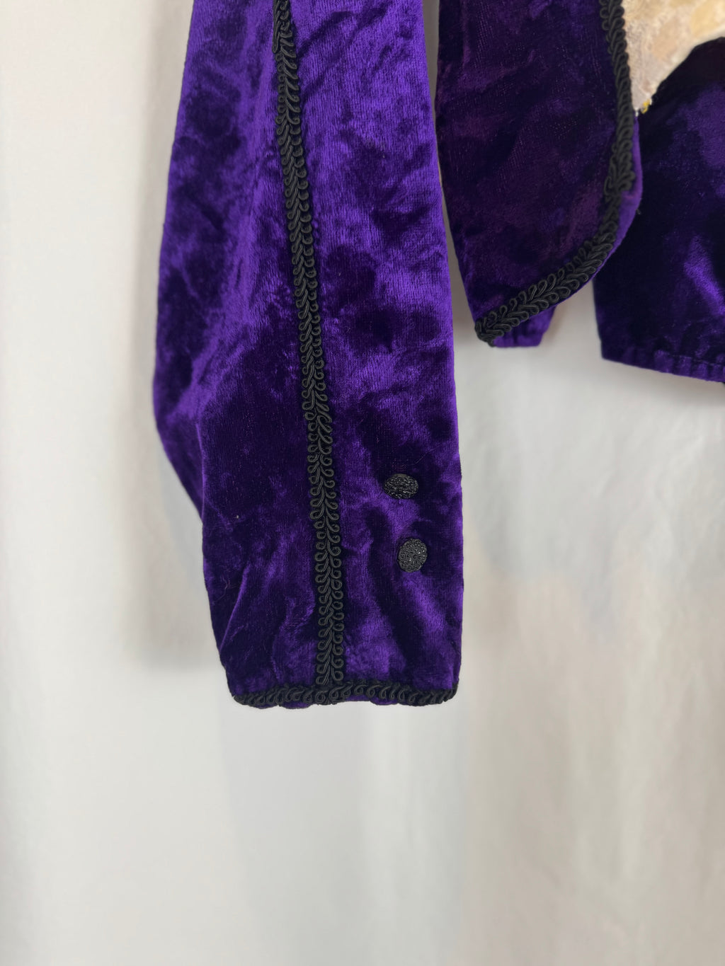 Blusa de terciopelo barroca vintage