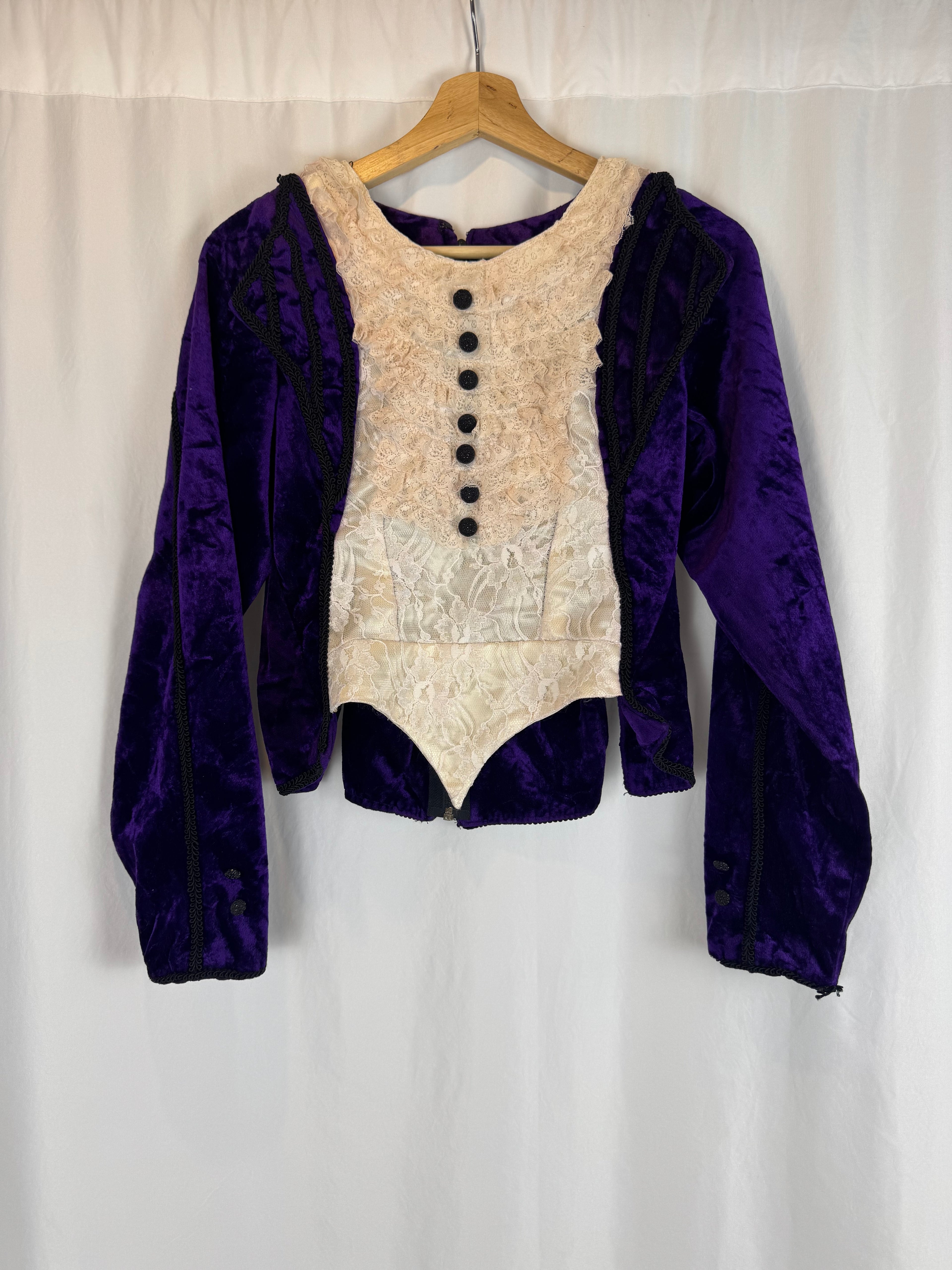 Blusa de terciopelo barroca vintage