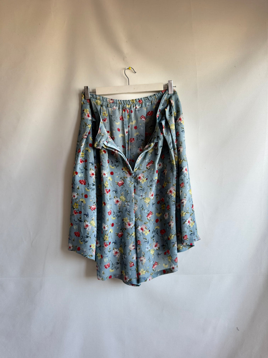 Bermudas vintage celestes estampadas