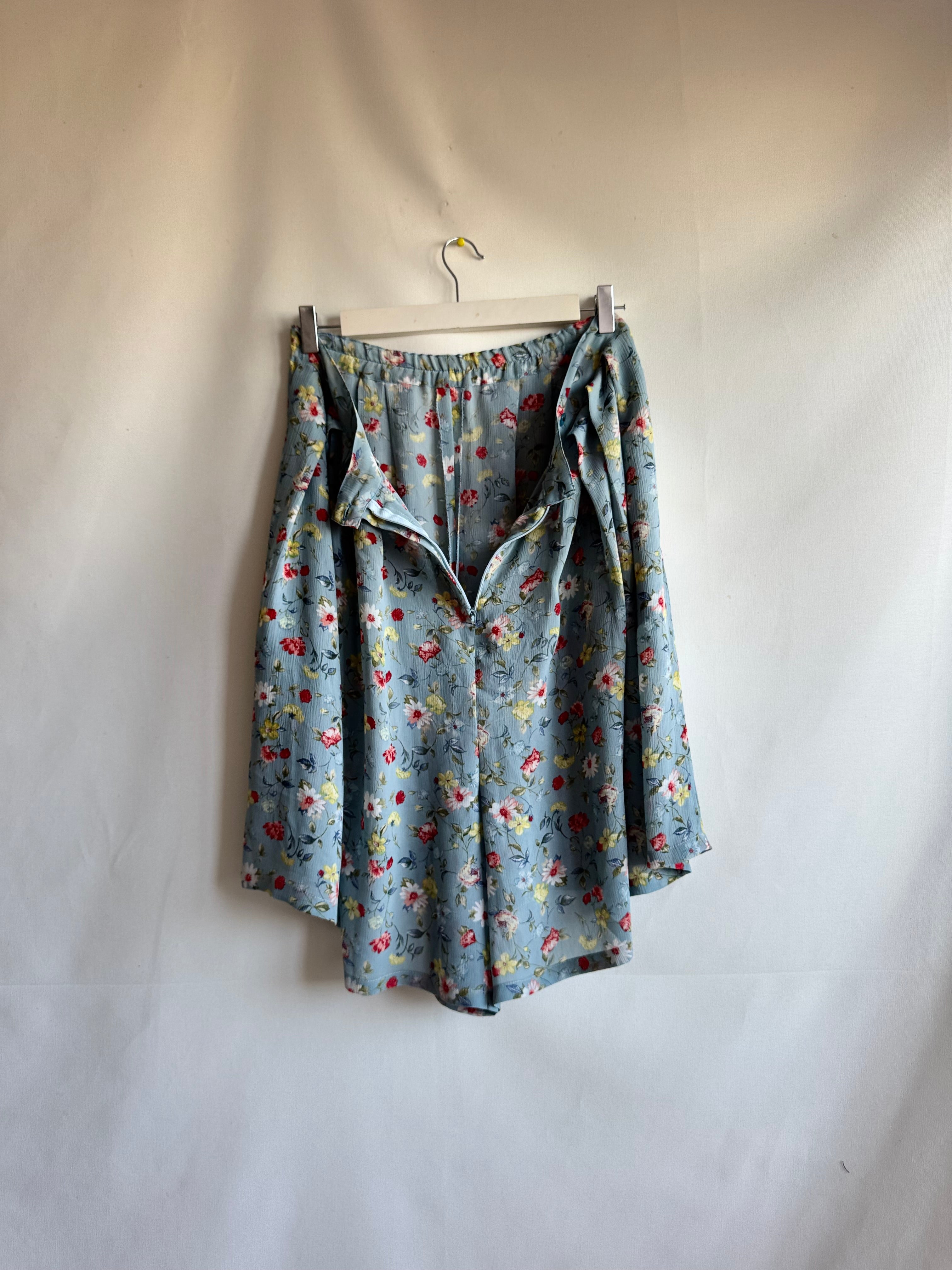 Bermudas vintage celestes estampadas