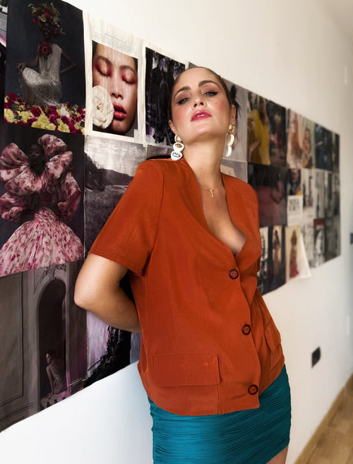 Blusa vintage con hombreras
