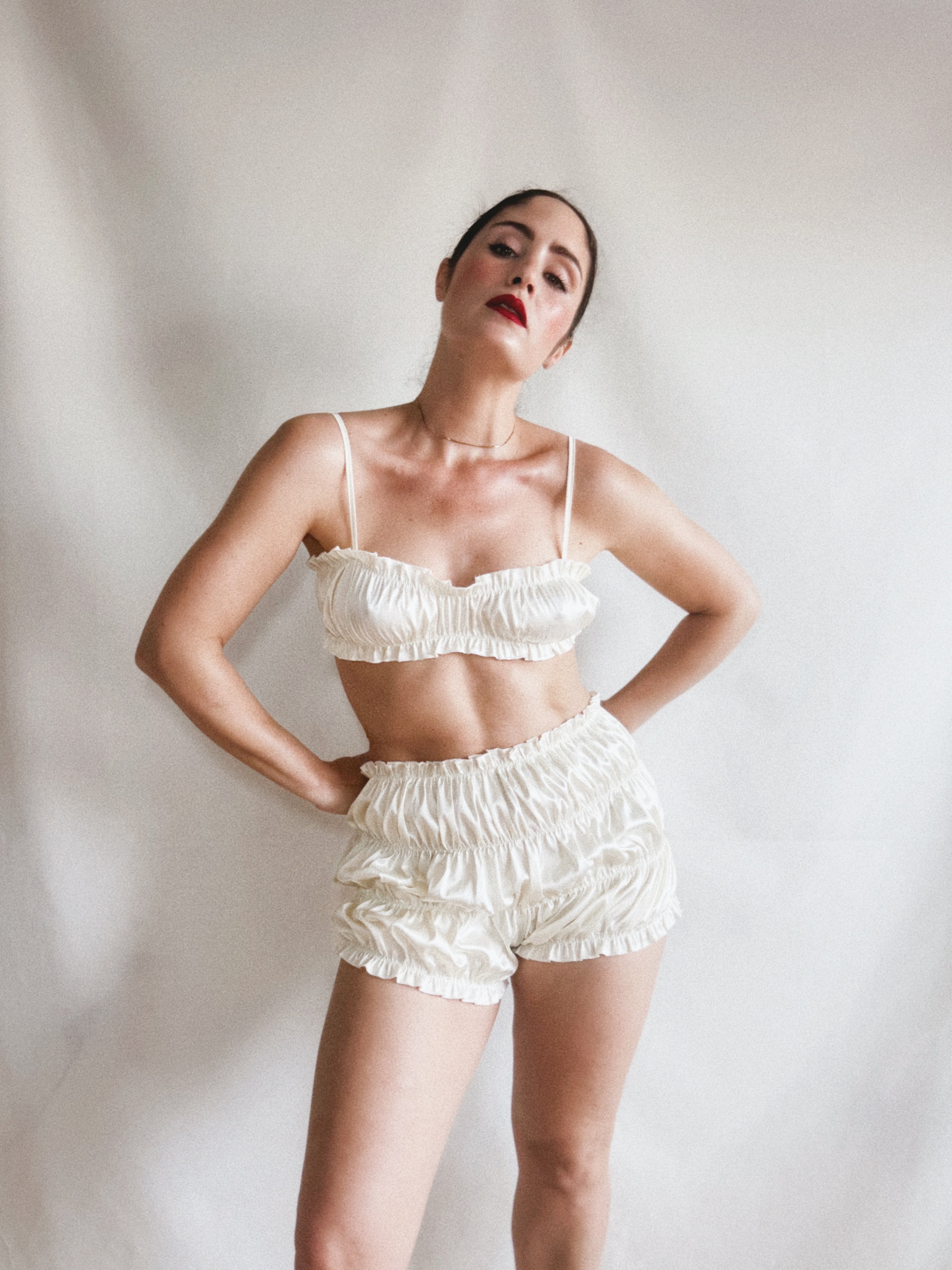 Conjunto fruncido marfil Pre-Loved| Top & Short
