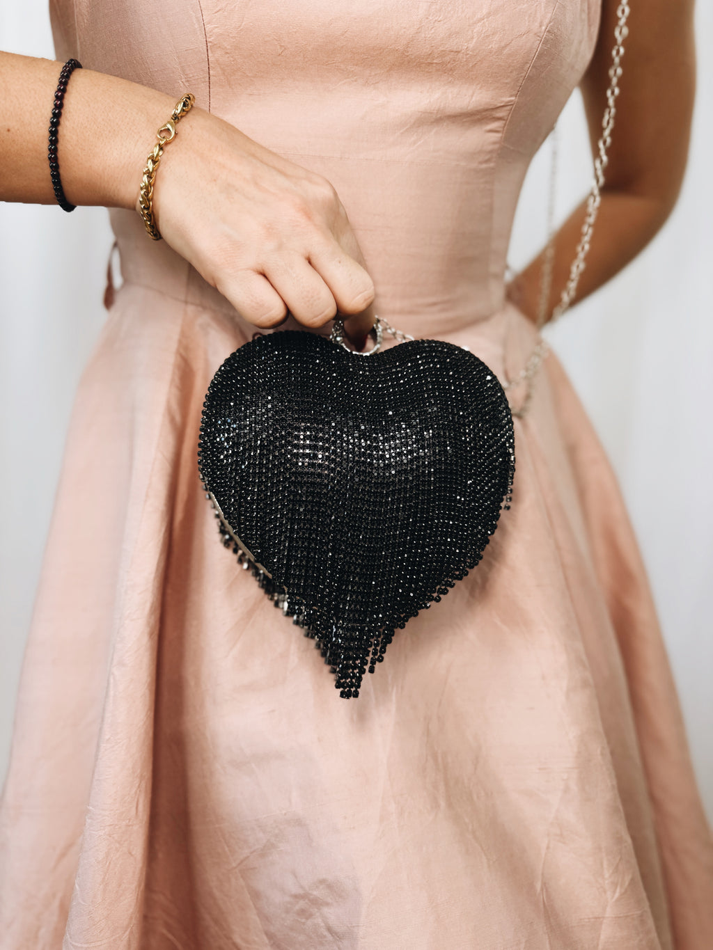 Bolso corazón negro con brillantes