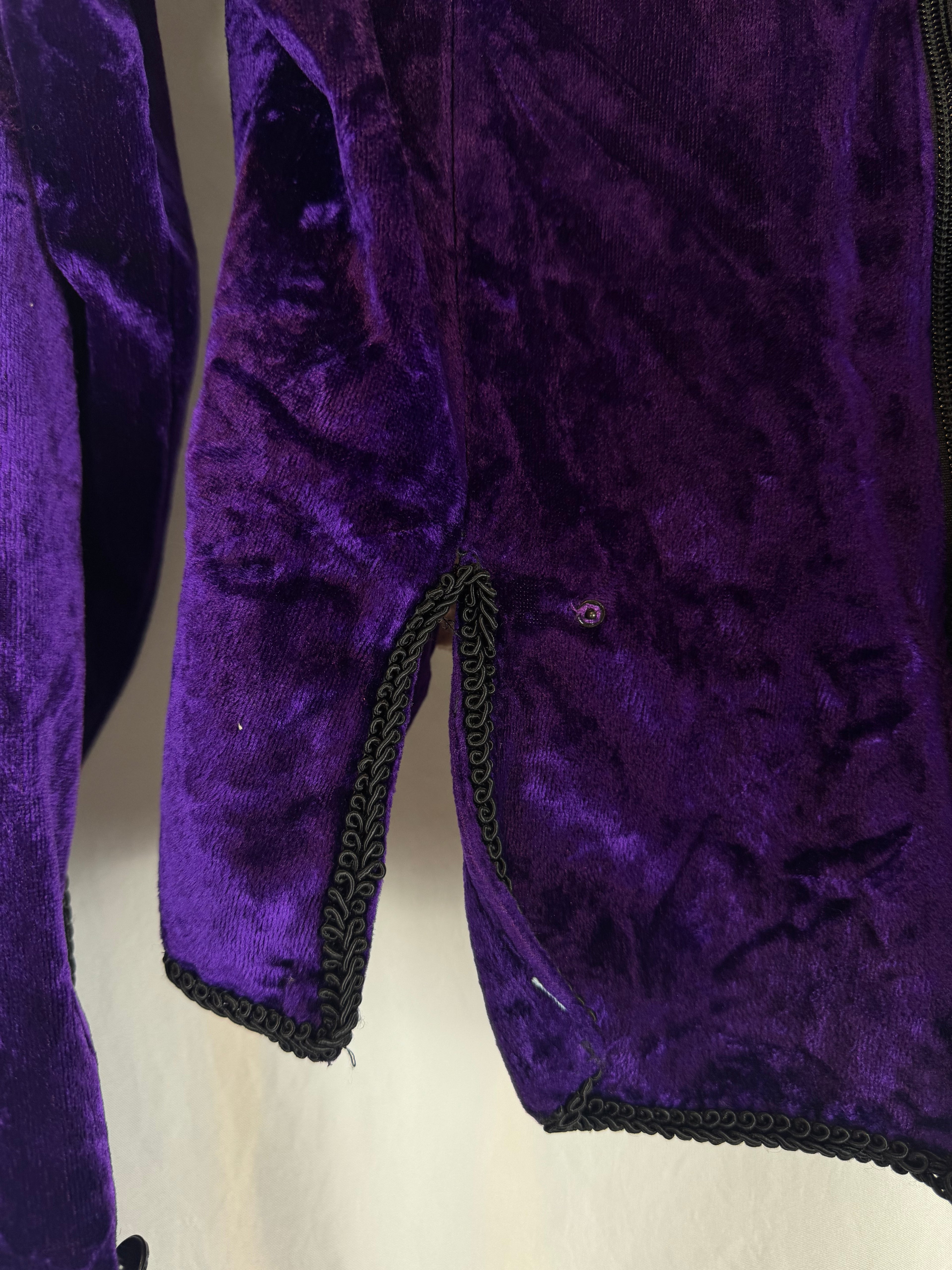 Blusa de terciopelo barroca vintage