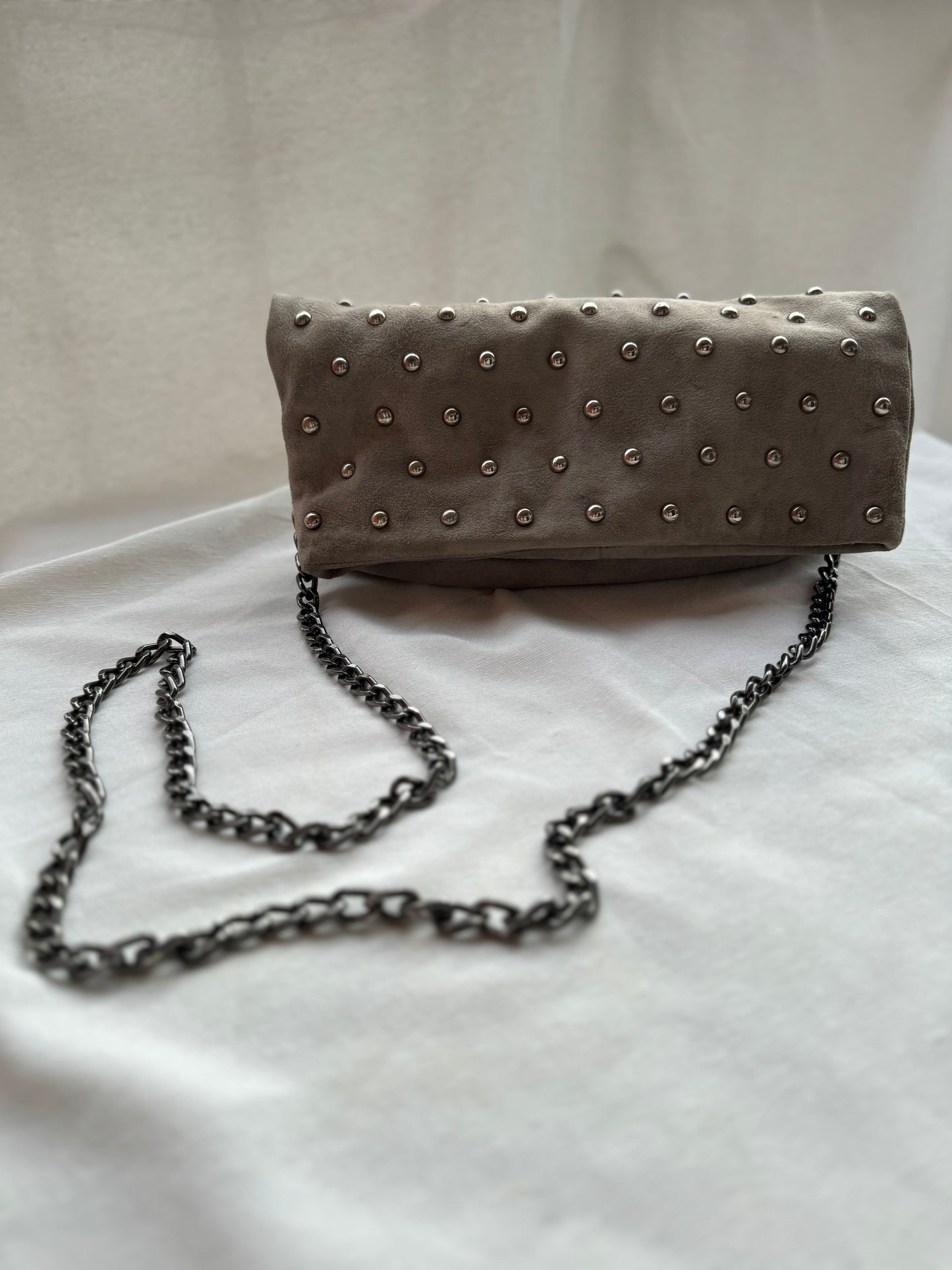 Bolso tachuelas Zara