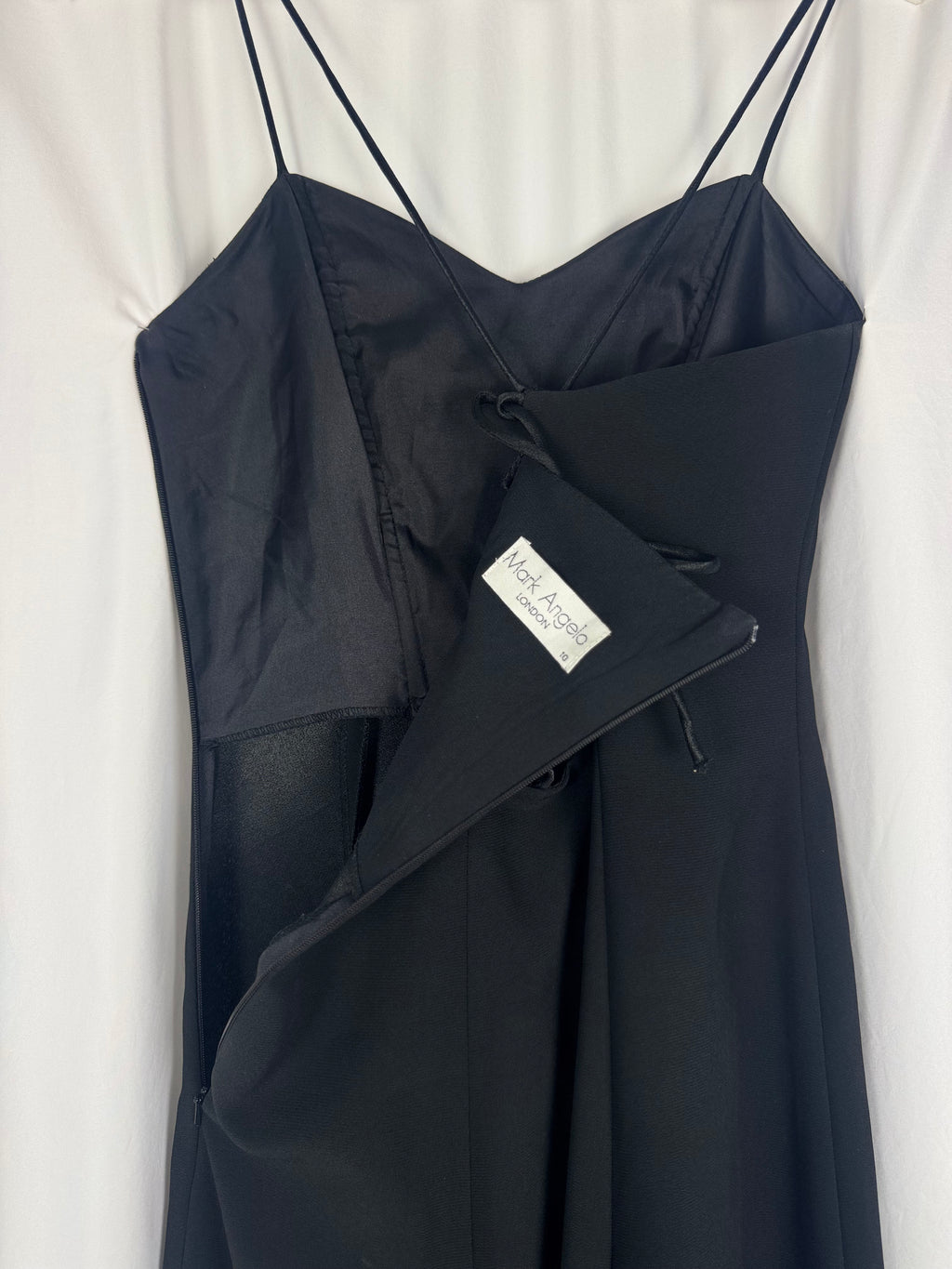 Vestido Mark Angelo London