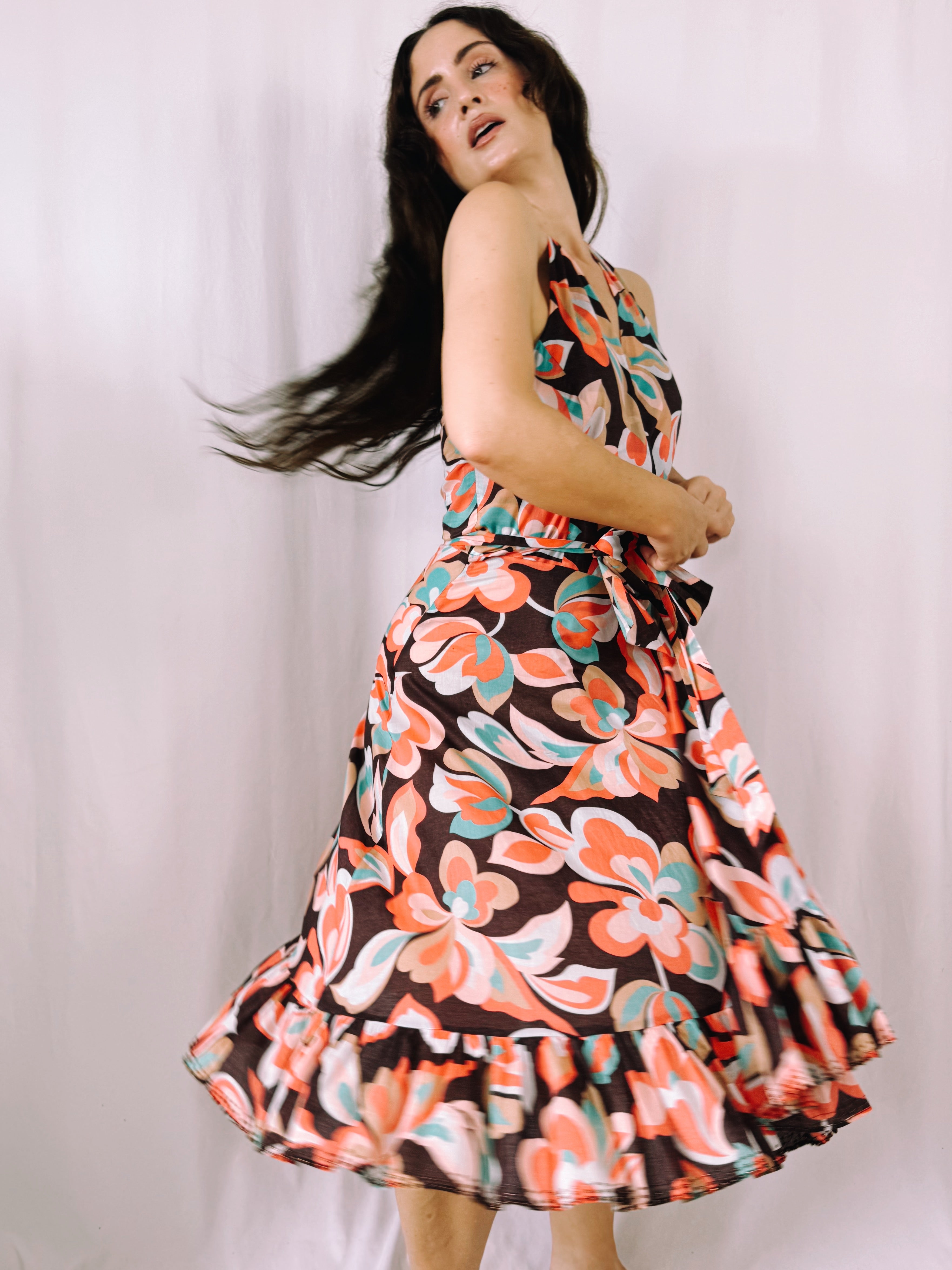 Vestido Ted Baker London 100% algodón con escote halter cruzado y estampado floral – Talla 40