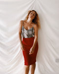 Falda lápiz roja