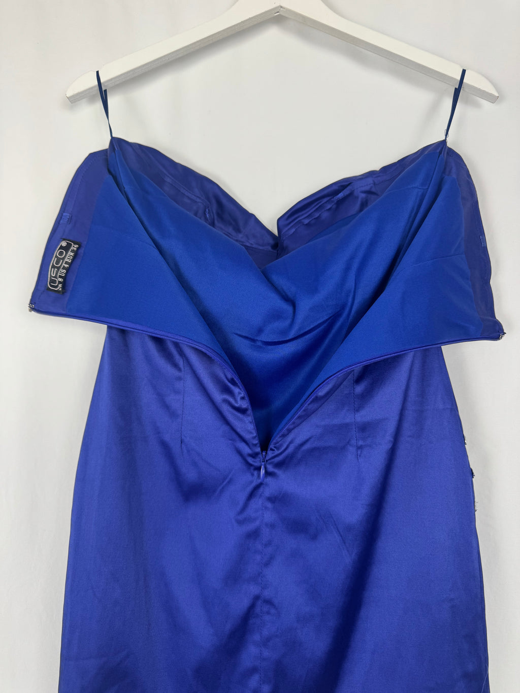 Vestido de satén Usco