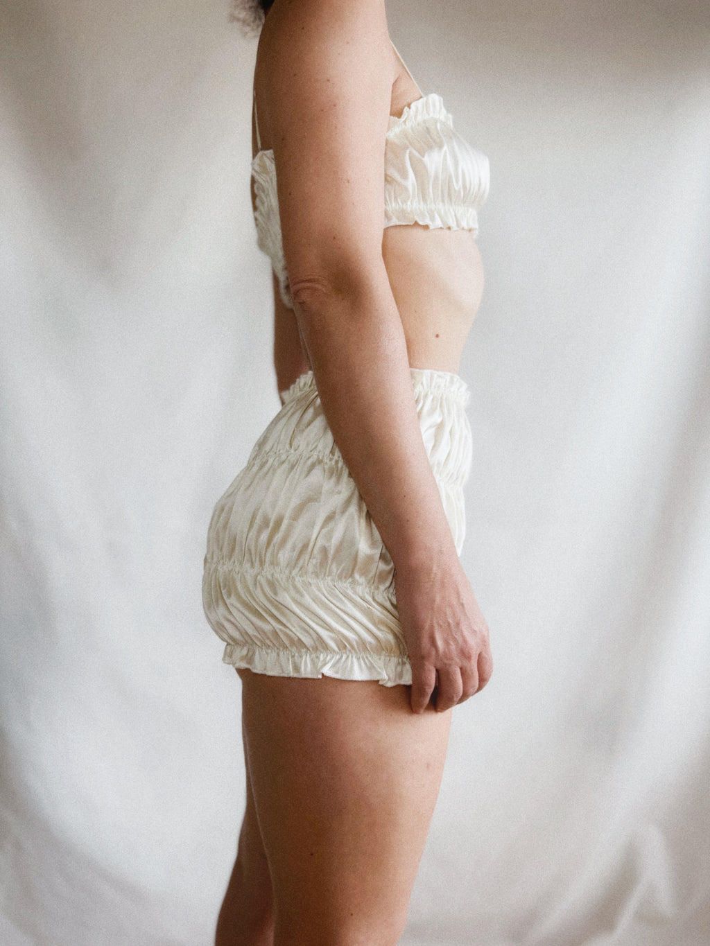 Conjunto fruncido marfil Pre-Loved| Top & Short