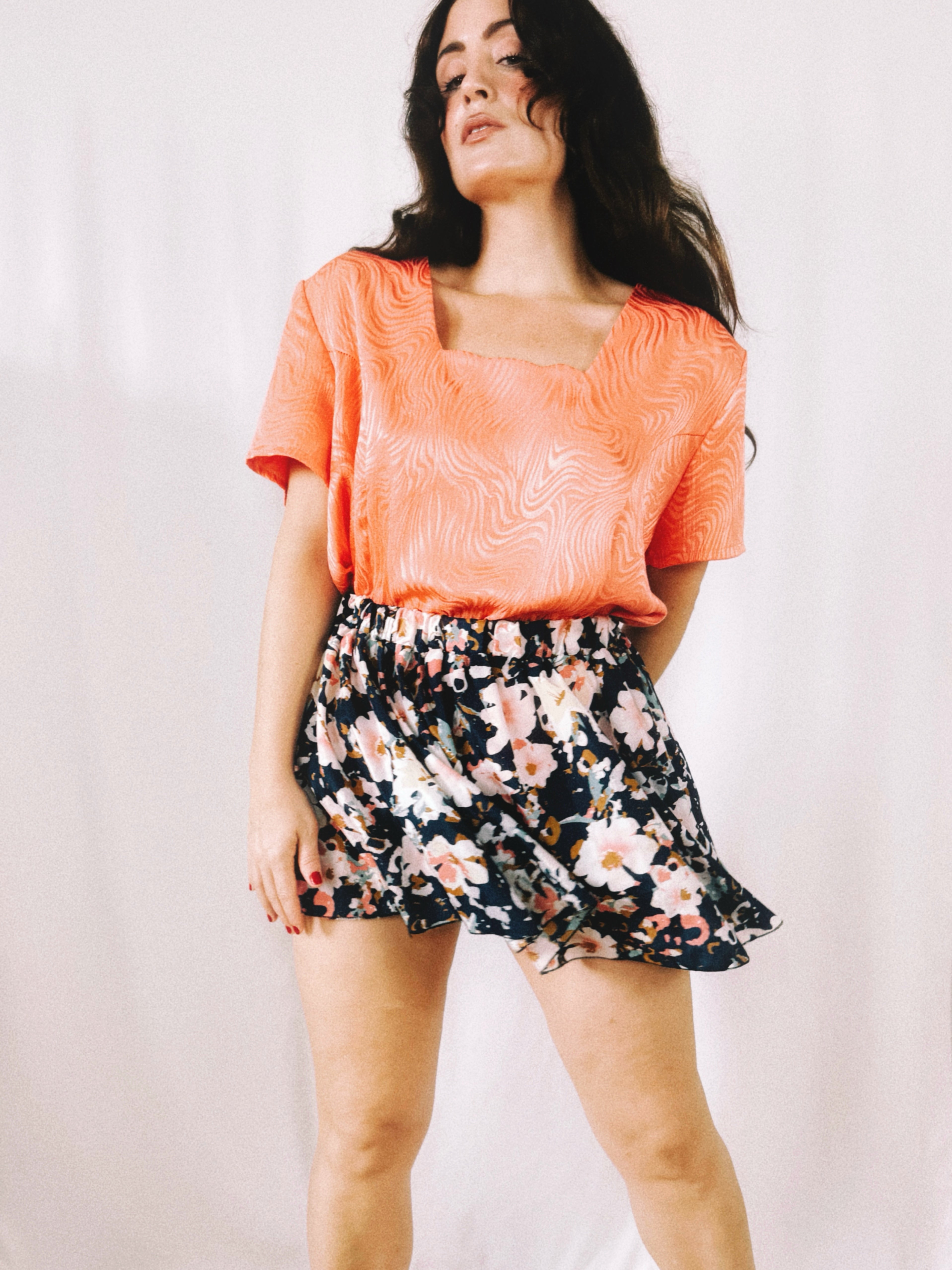 Blusa Vintage Coral con Textura de Ondas | Escote Cuadrado Años 90