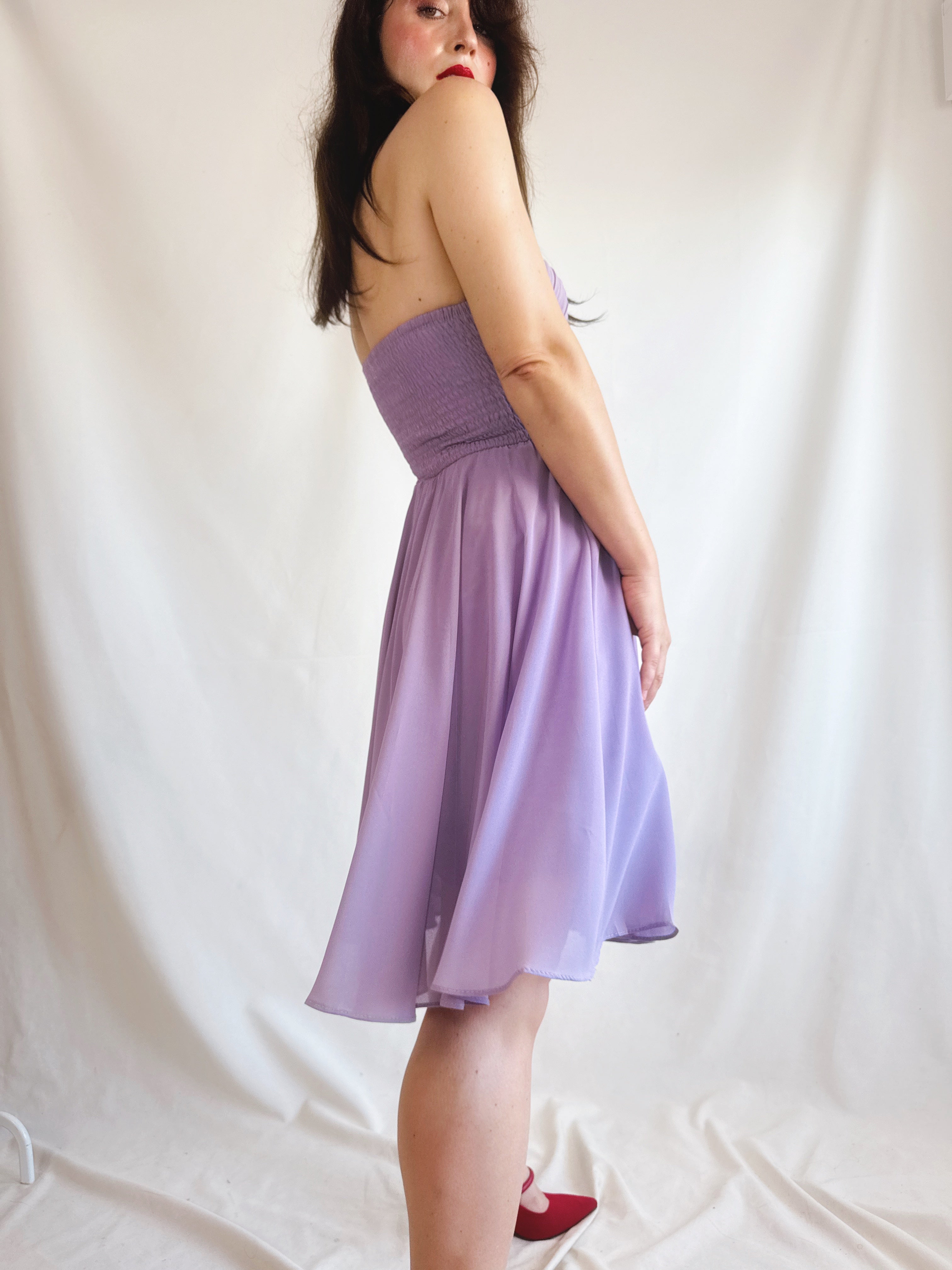 Vestido Pre-Loved Eva & Lola lila plisado asimétrico con espalda nido de abeja