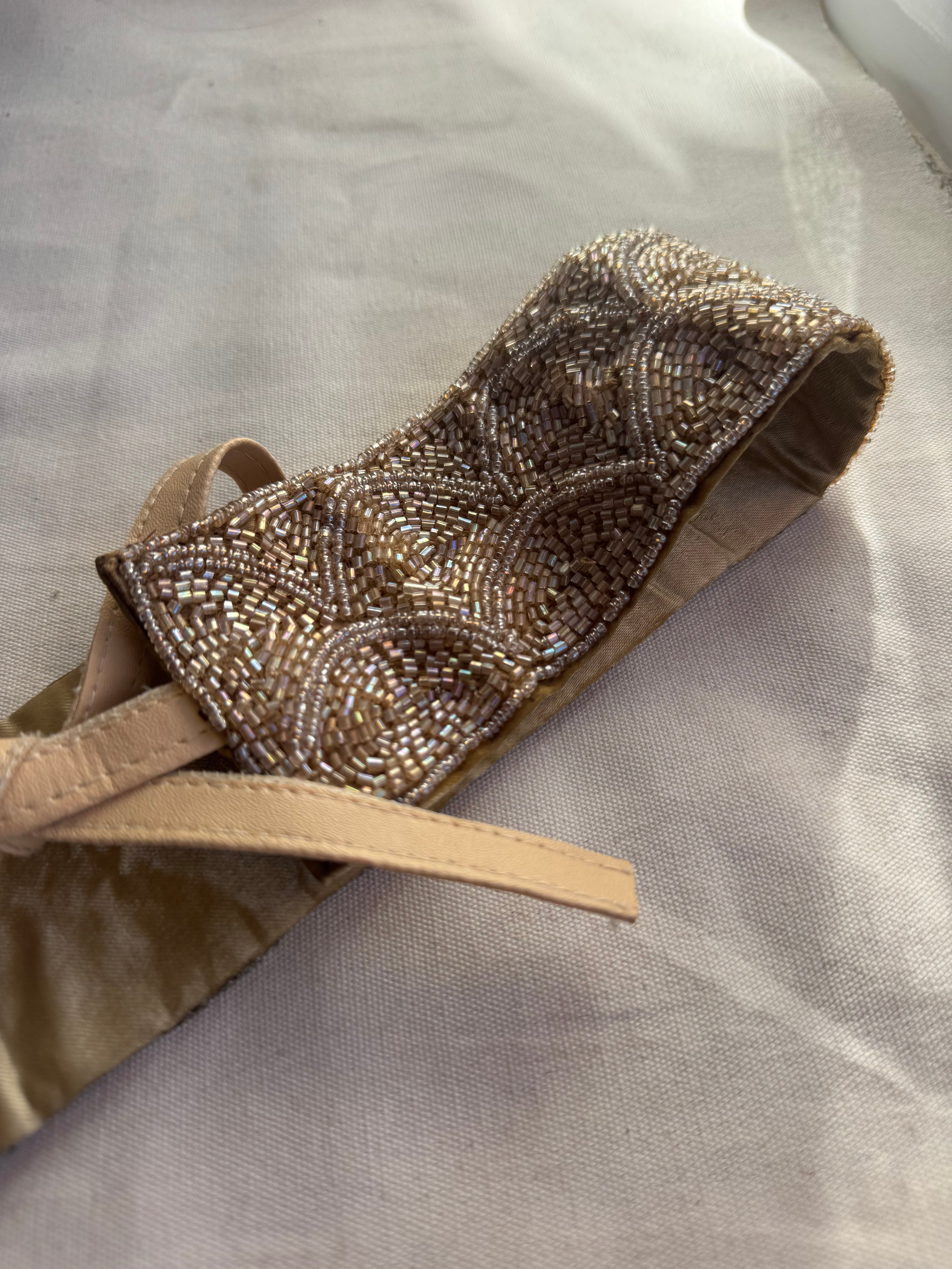 Cinturón fajín con lazada vintage