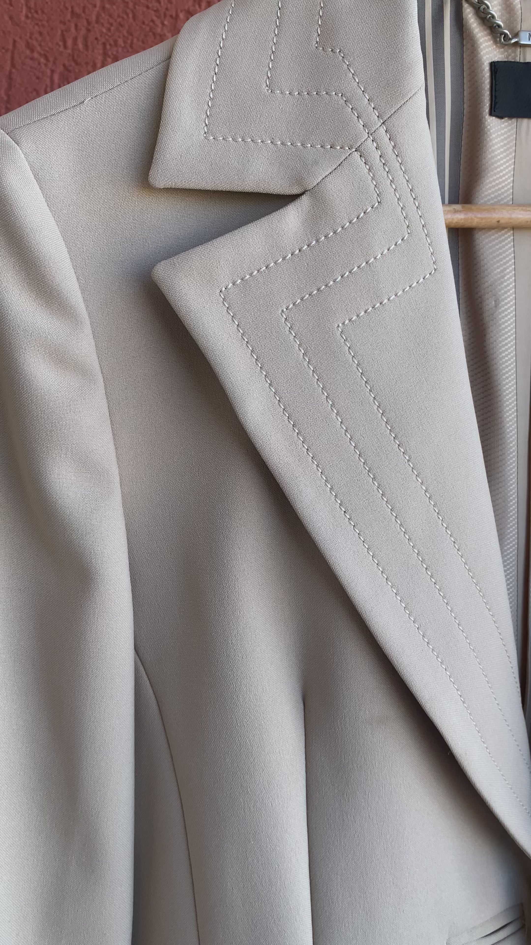 Blazer beige Mango
