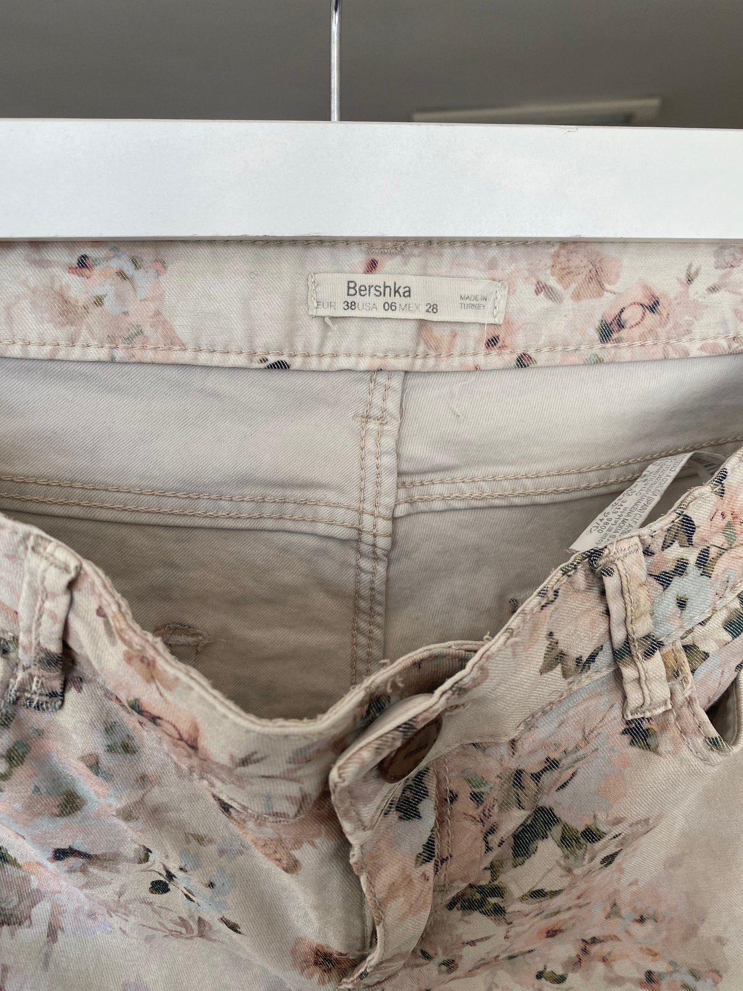 Pantalón estampado Bershka