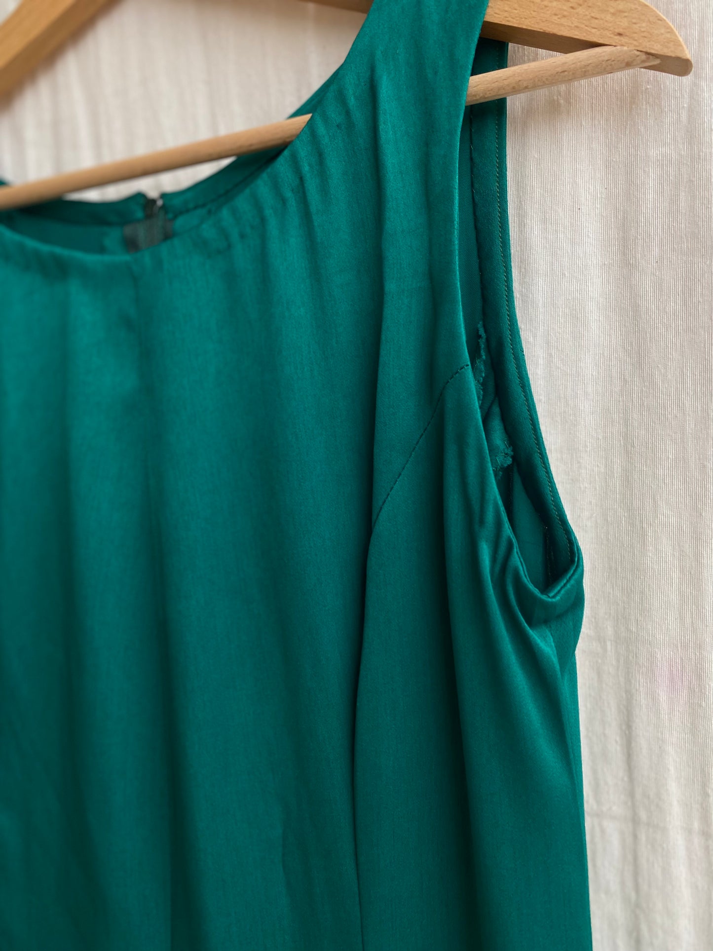 Vestido vintage satén verde