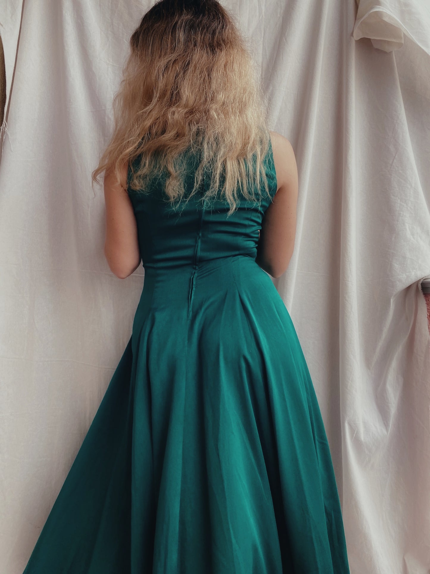 Vestido vintage satén verde